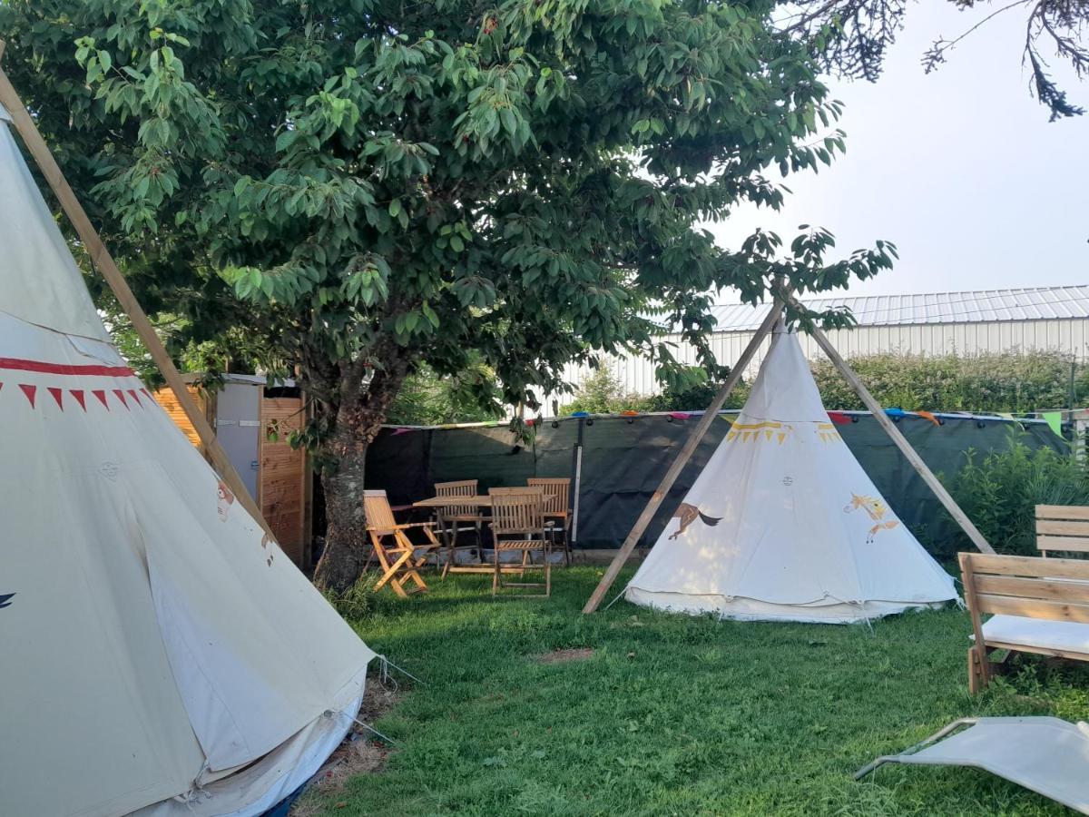 Les Flots De Ma Vie D Hotes Et Tipi Florence Et Virginie Gossin Barzan