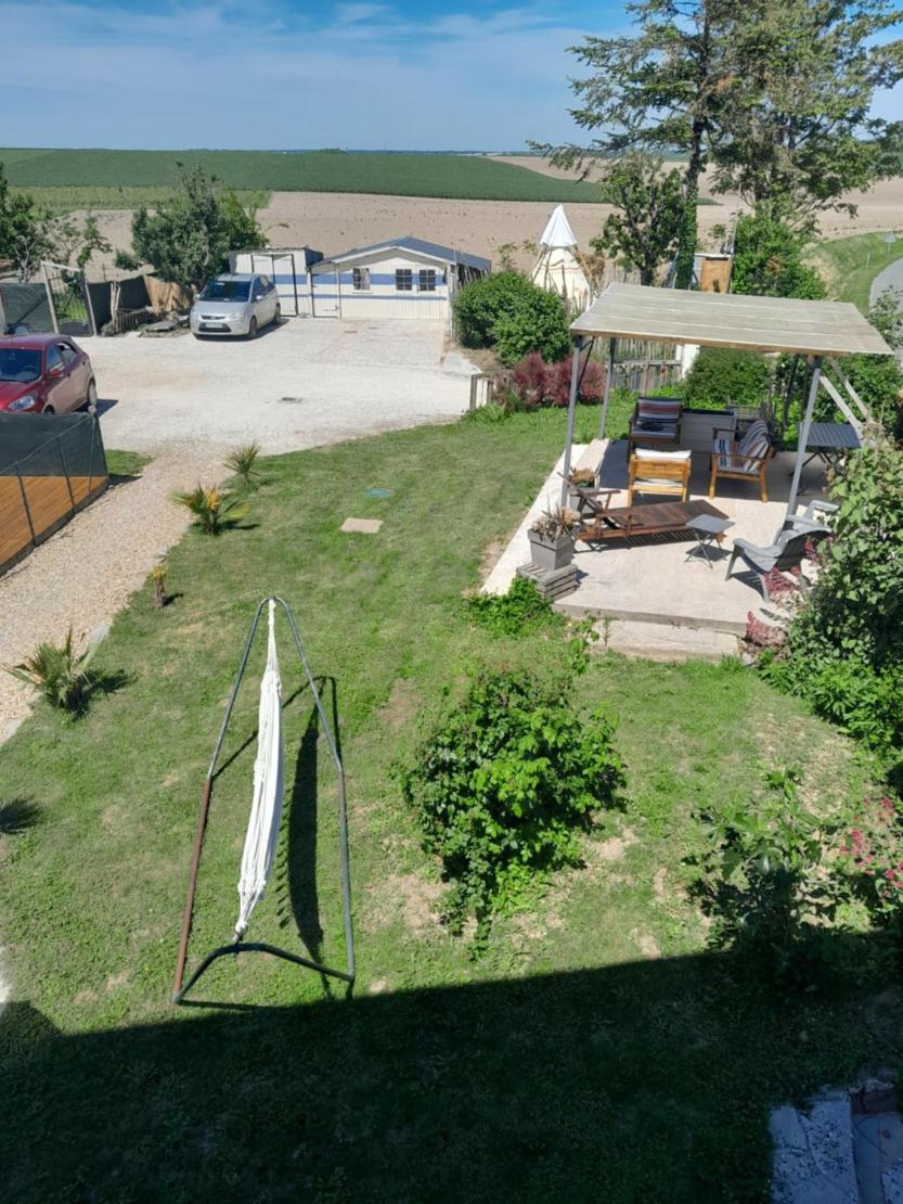 Guest house Les Flots De Ma Vie D Hotes Et Tipi Florence Et Virginie Gossin Barzan