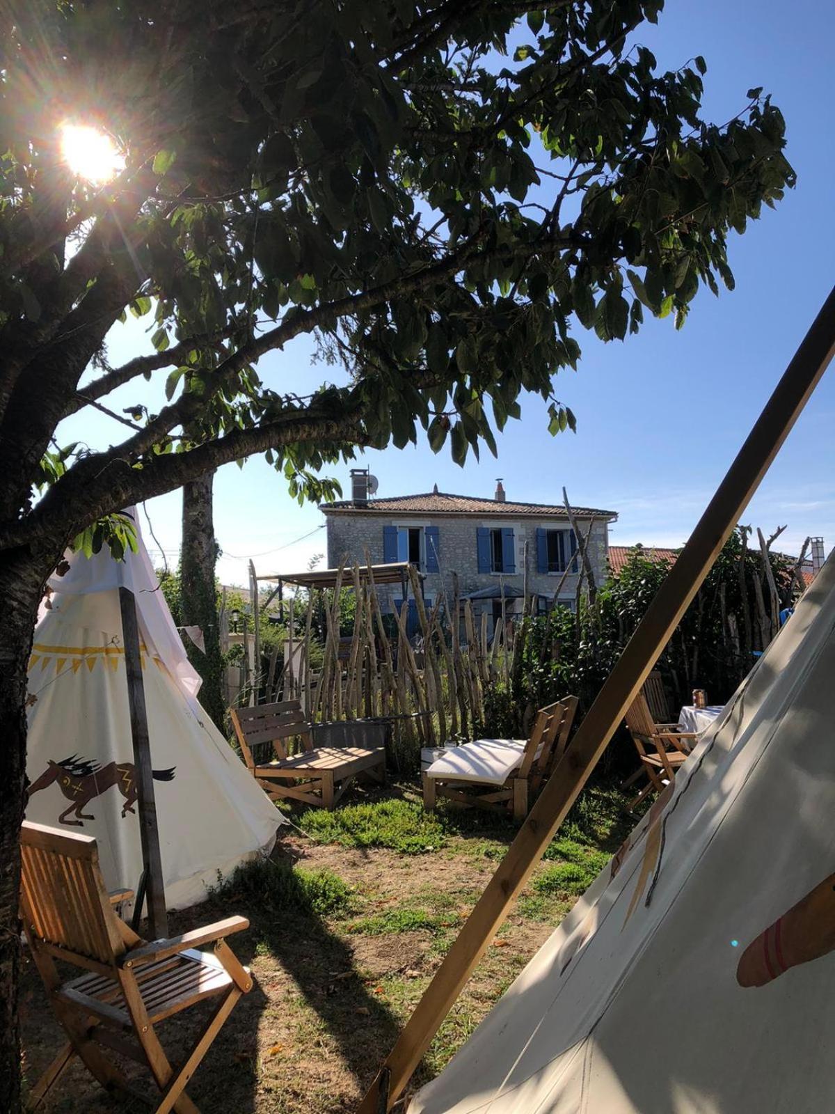 Les Flots De Ma Vie D Hotes Et Tipi Florence Et Virginie Gossin